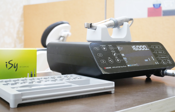 インプランター